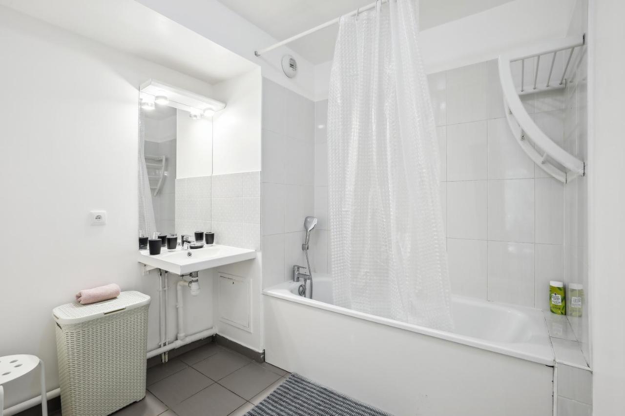 Apart-Chic-Les-Ulis With Balcon, Terrasse And Parking Les Ulis Extérieur photo